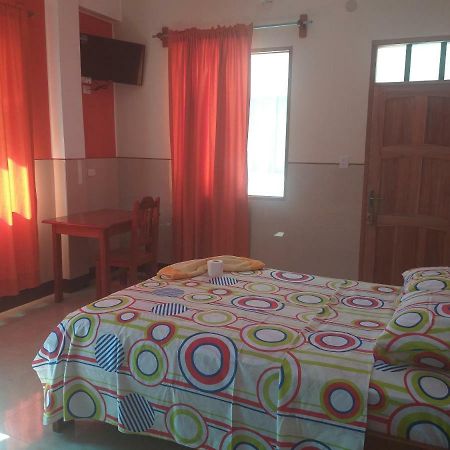 Hotel Tacuaral ルレナバケ エクステリア 写真