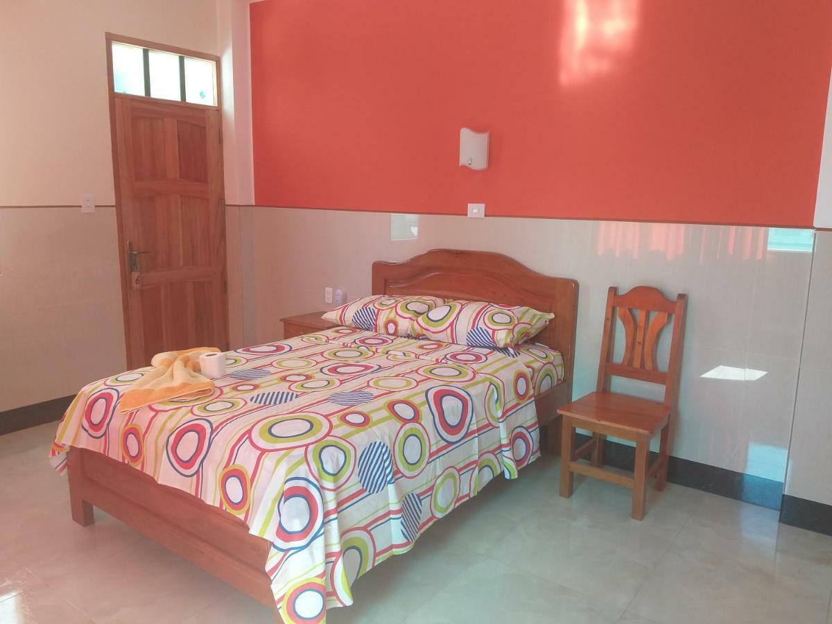 Hotel Tacuaral ルレナバケ エクステリア 写真
